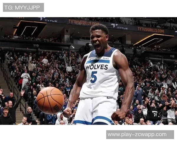 关键时刻文班的抛投突破爱德华兹直言对手高度让跳投难以成功